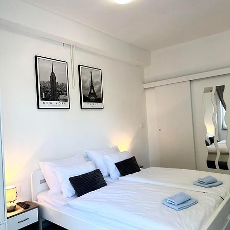 Studio Apartman Brletic Tounj Extérieur photo